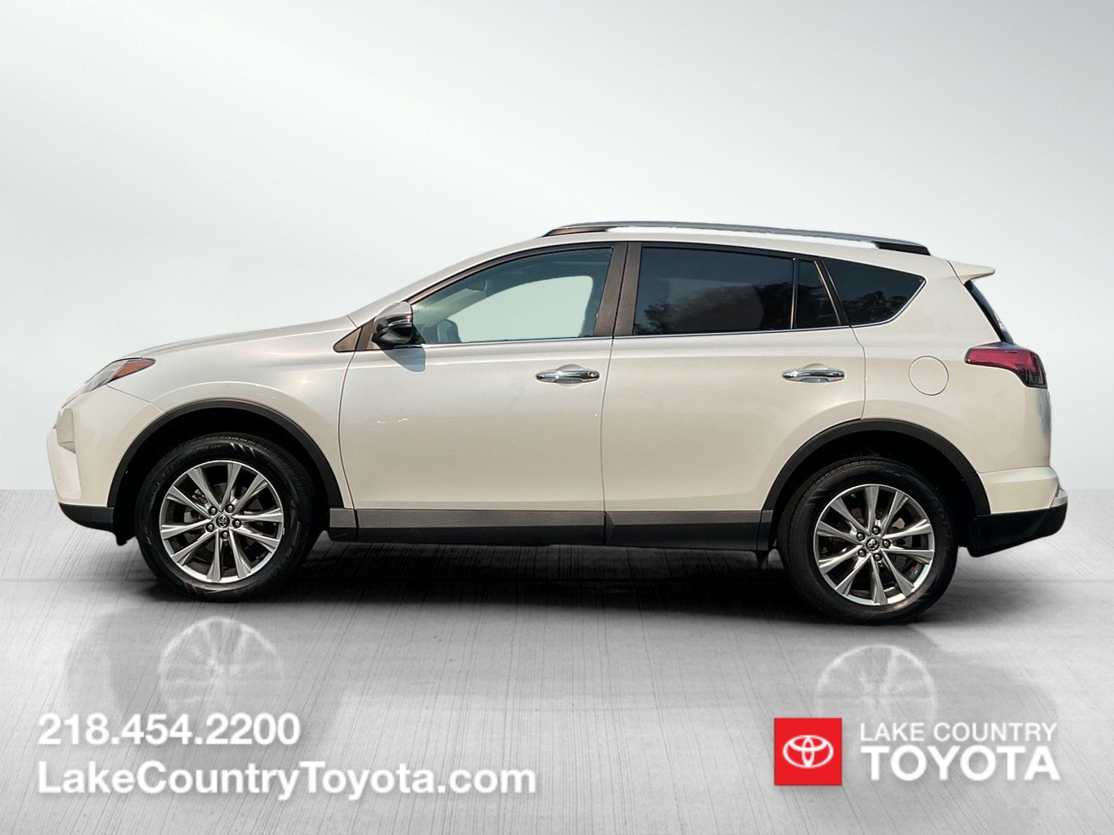 Used 2017 Toyota RAV4 Limited with VIN 2T3DFREV3HW595314 for sale in Brainerd, Minnesota