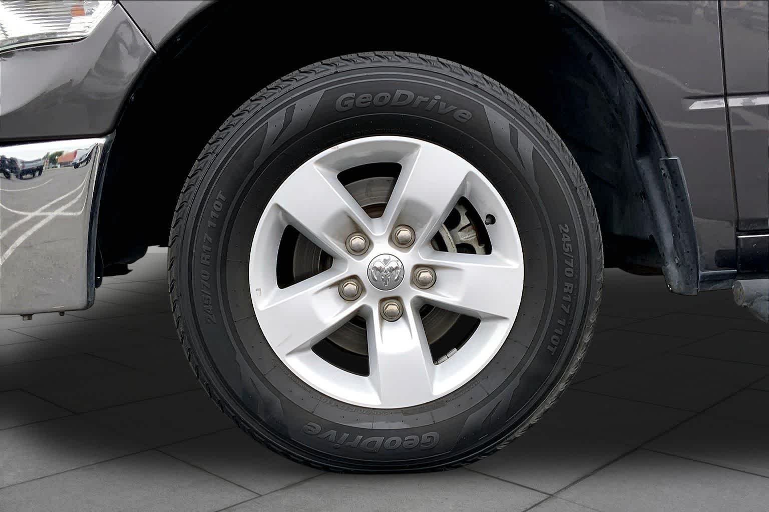 Used 2022 Granite Crystal Metallic Clearcoat Ram SLT image 10