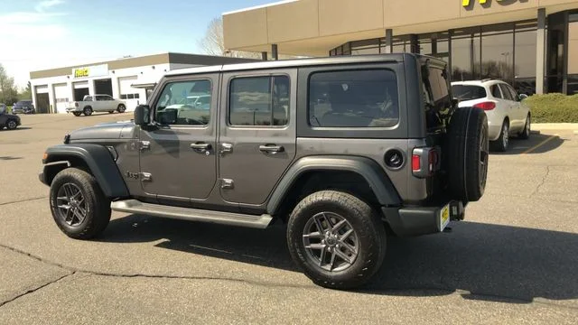 Used 2026 Granite Crystal Metallic Jeep Sport S image 6