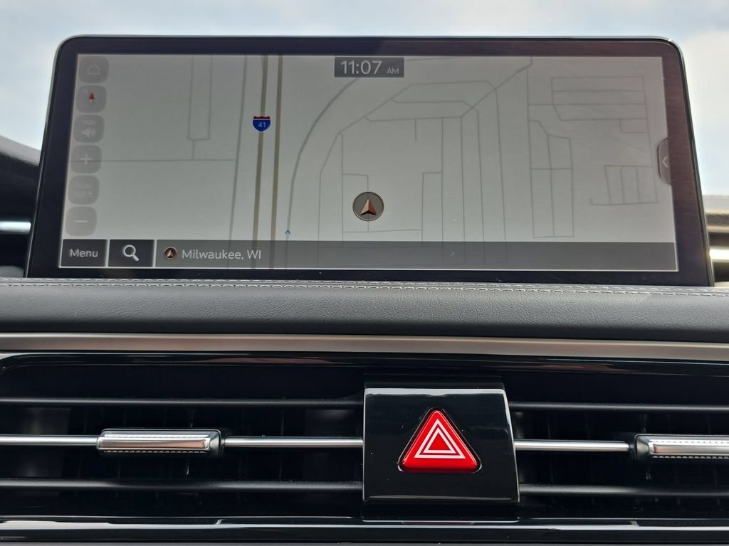 2025 GENESIS G70 Standard - Photo 28