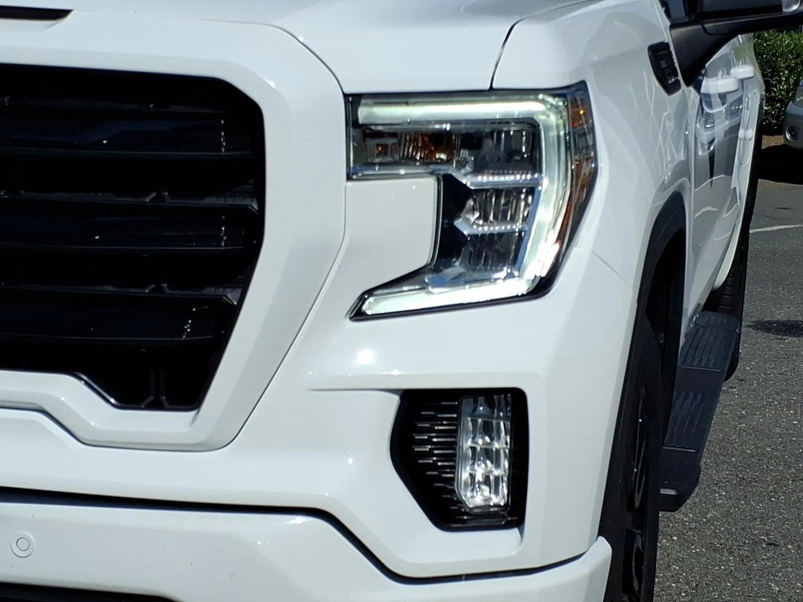 Used 2021 Summit White GMC Elevation image 16