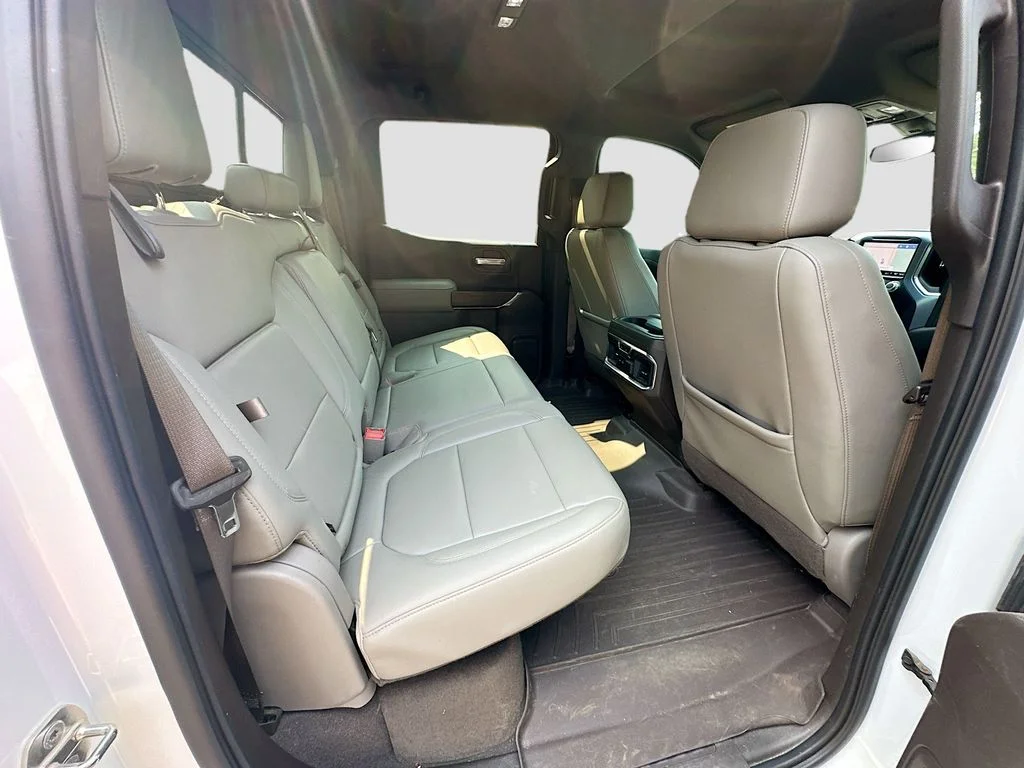 Used 2019 White GMC SLT image 28