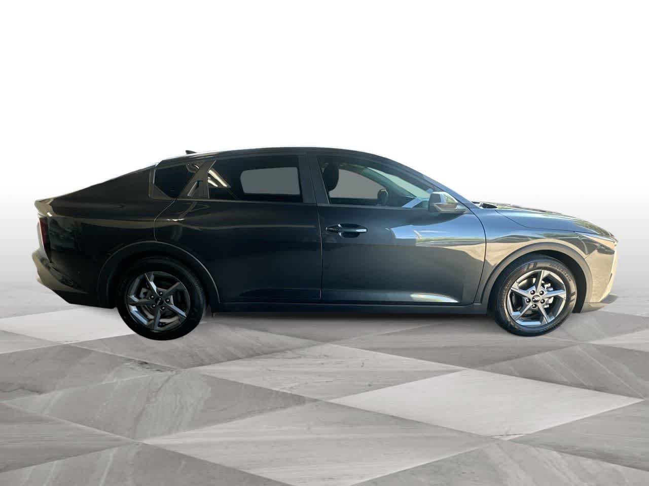 Used 2025 Interstellar Gray Kia LXS image 9