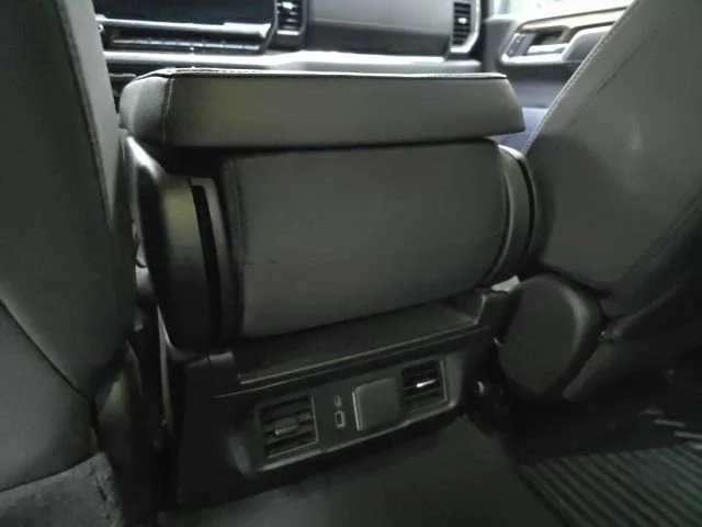 2025 Chevrolet Silverado 1500 LT - Photo 12