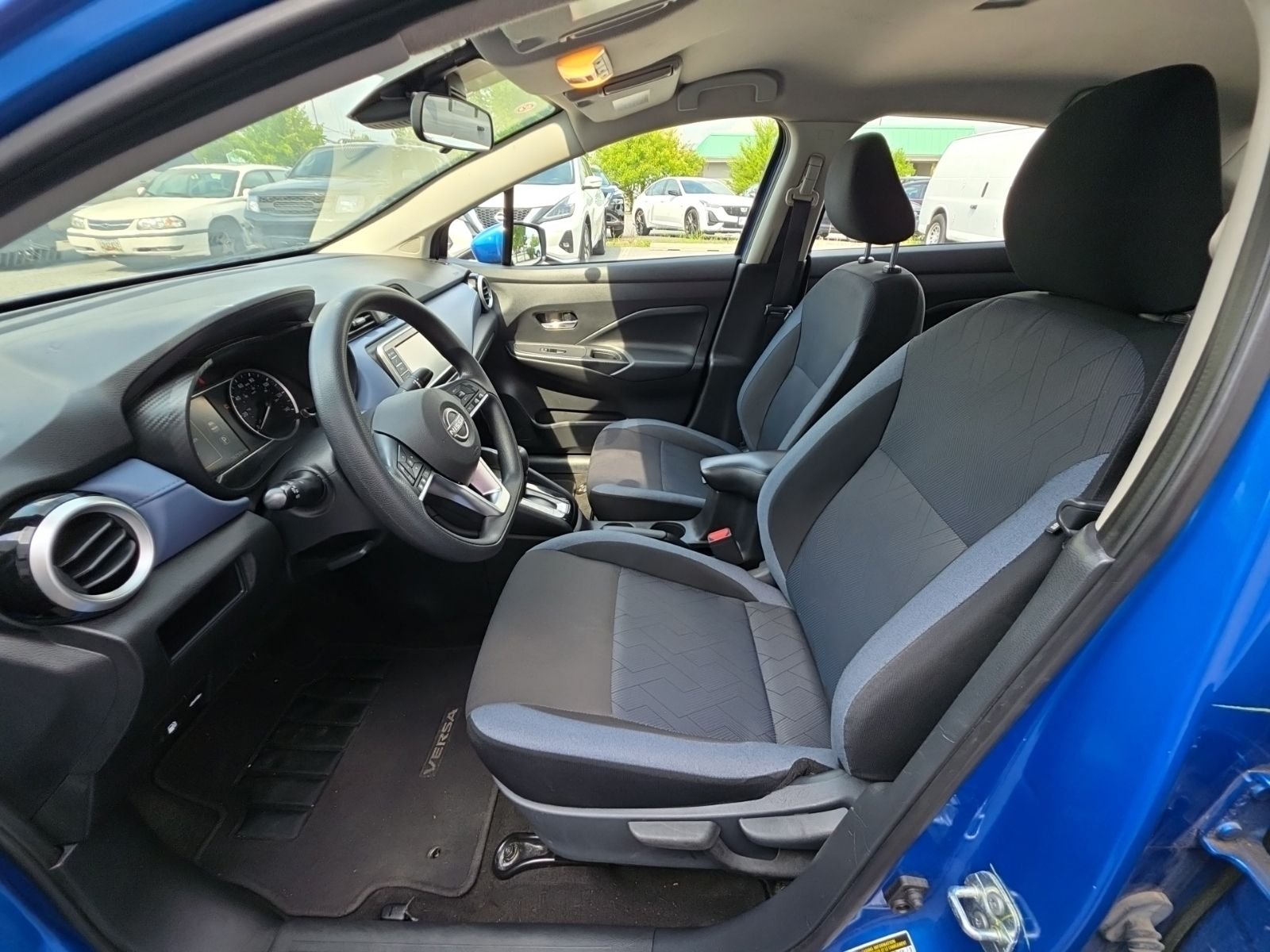 Used 2023 Blue Nissan 1.6 SV image 8