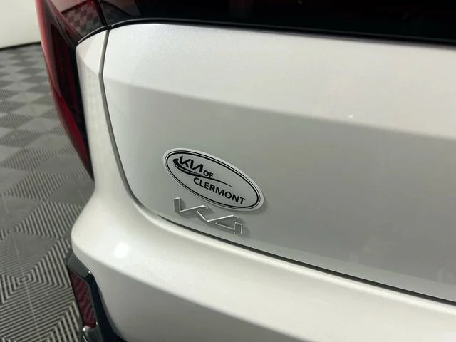 New 2026 Snow White Pearl Kia GT-Line image 5