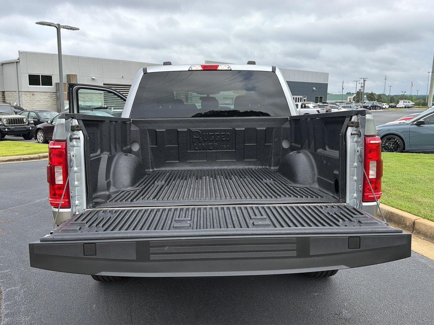 Used 2023 Iconic Silver Ford XLT image 32