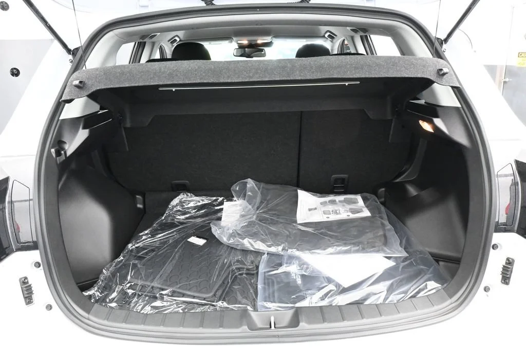 New 2027 White Diamond Mitsubishi 2.0 ES 2WD image 31