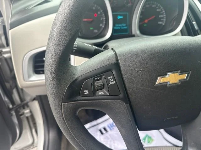 Used 2017 SILVER ICE METALLIC Chevrolet LS image 16