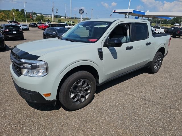 Used 2024 Green Ford XLT image 3