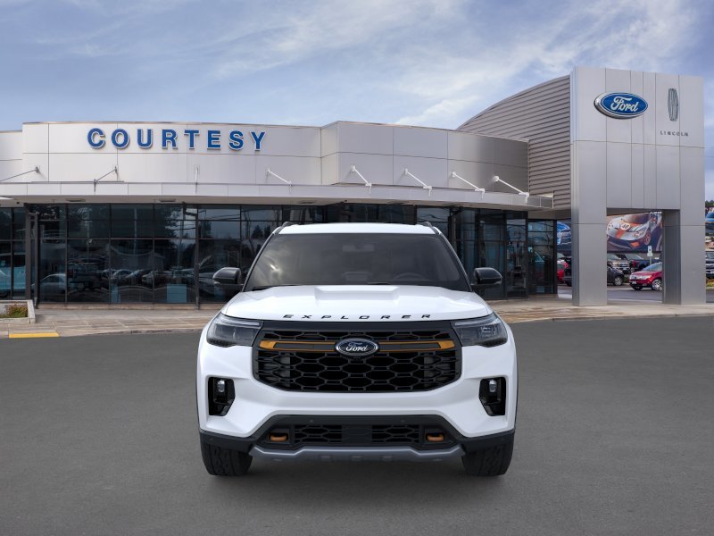 New 2026 Star White Metallic Tri-Coat Ford Tremor® image 6