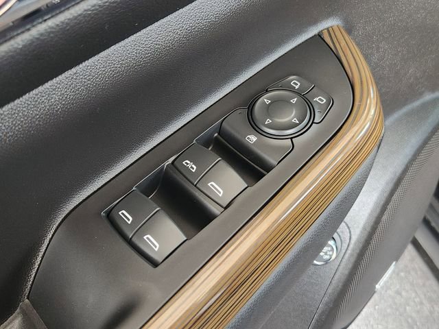 Used 2023 Ebony Twilight Metallic GMC SLE image 24