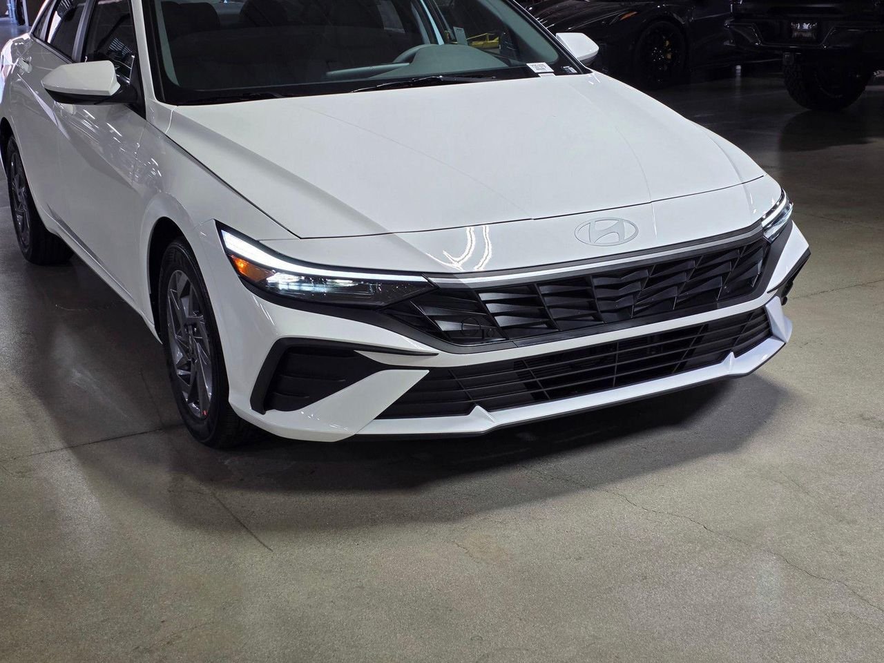 New 2026 Serenity White Hyundai Blue image 9