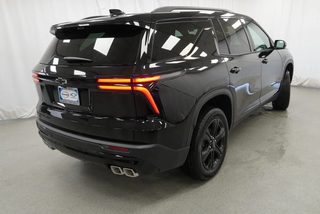 New 2027 Mosaic Black Metallic Chevrolet LT image 3