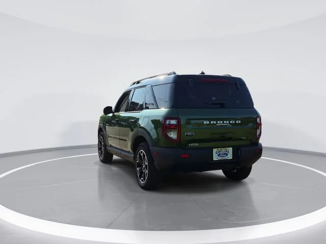 Used 2025 Green Ford Outer Banks image 7