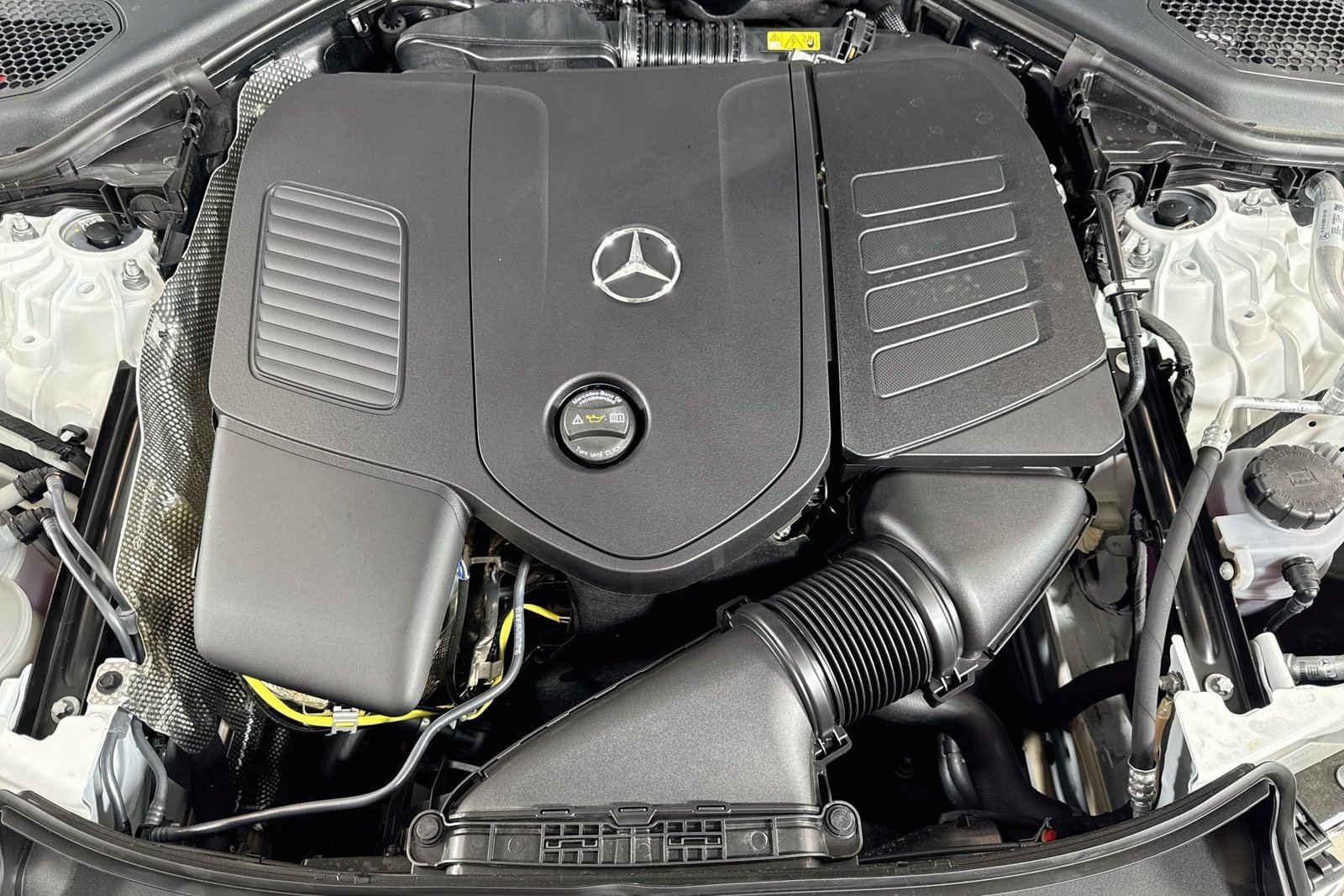 New 2026 Polar White Mercedes-Benz E 350 image 28