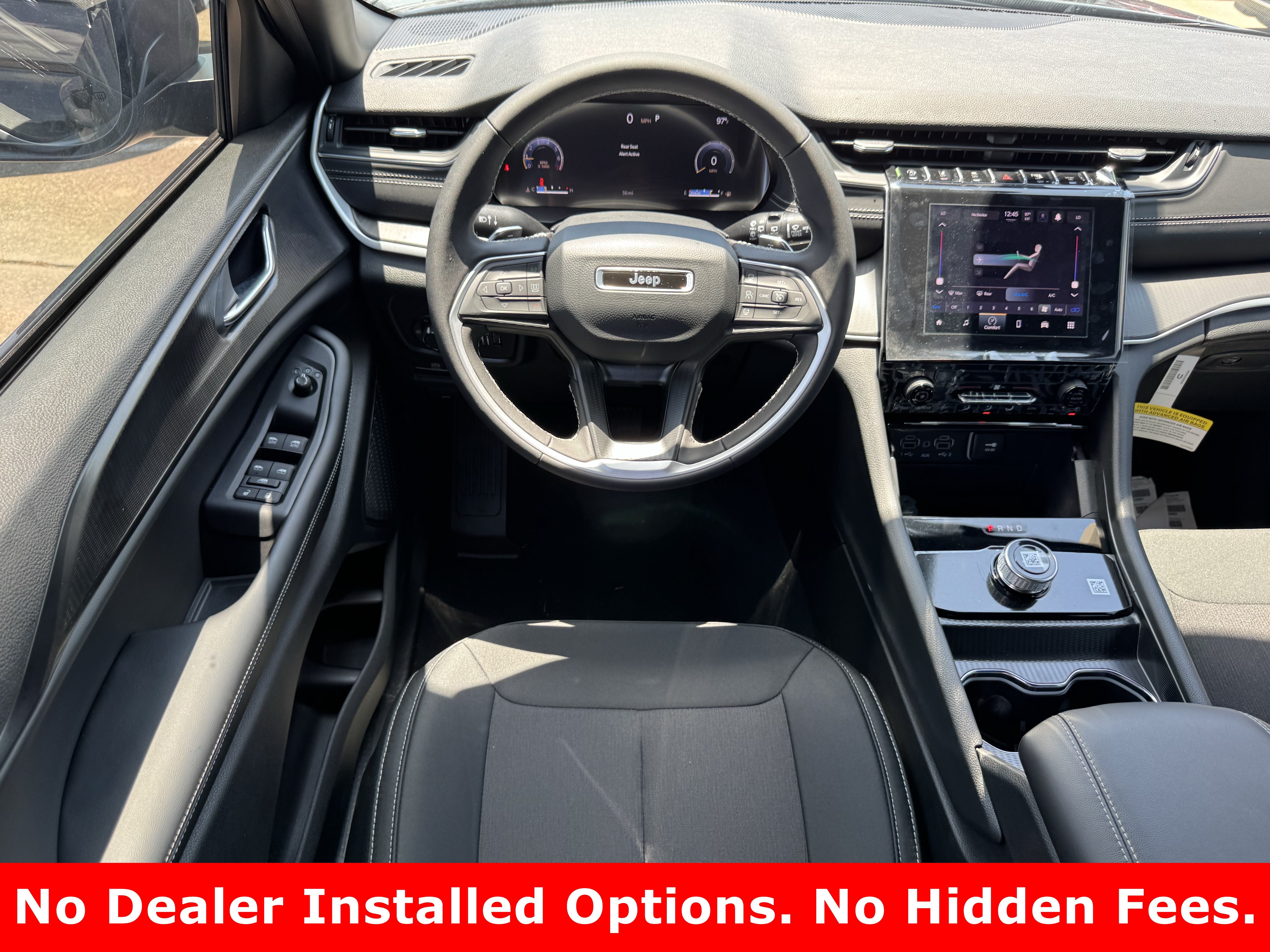 New 2026 Diamond Black Crystal Pearl-Coat Exterior Paint Jeep Laredo image 13