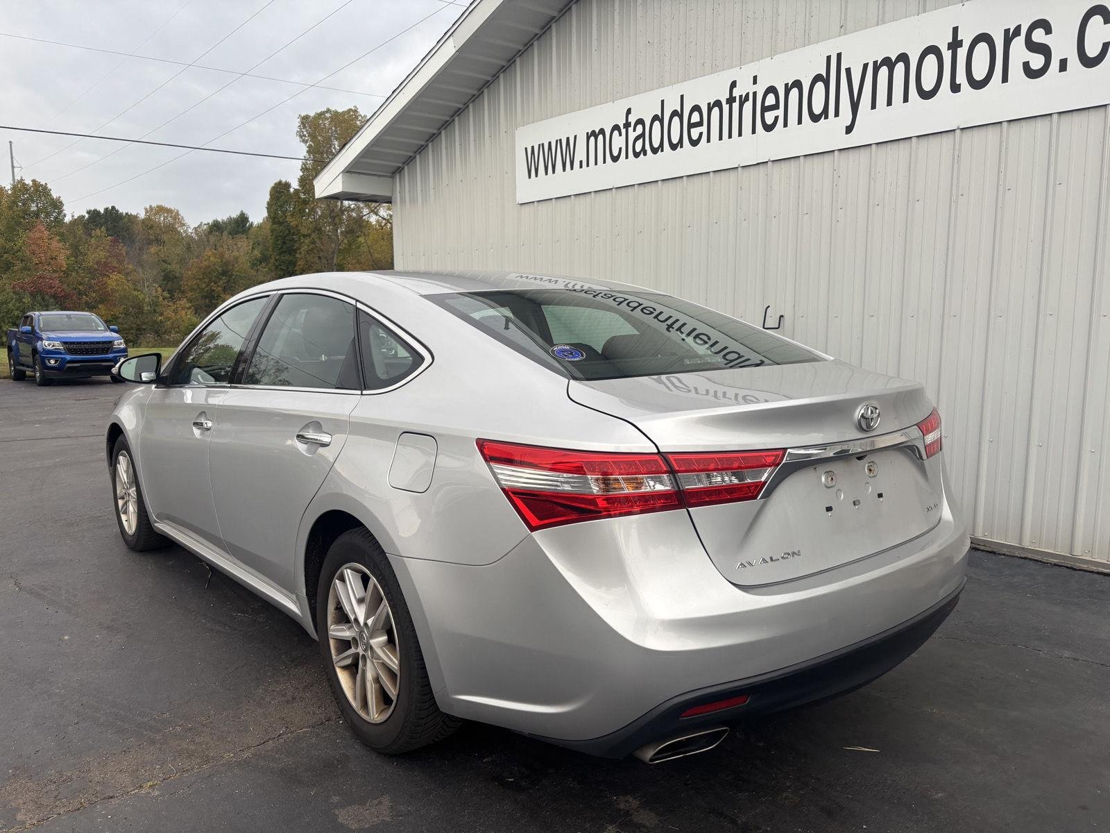 Used 2014  TOYOTA  image 7