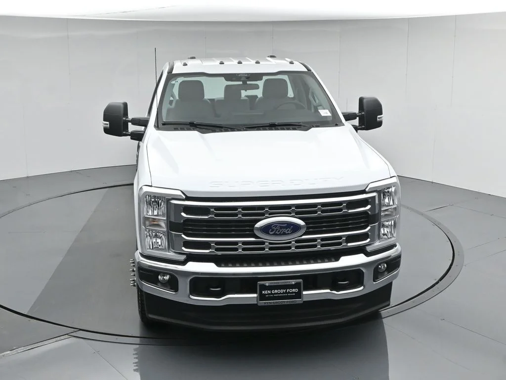 New 2026 White Ford XL image 31