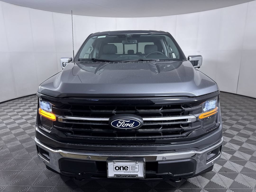 New 2026 Carbonized Gray Metallic Ford XLT image 30