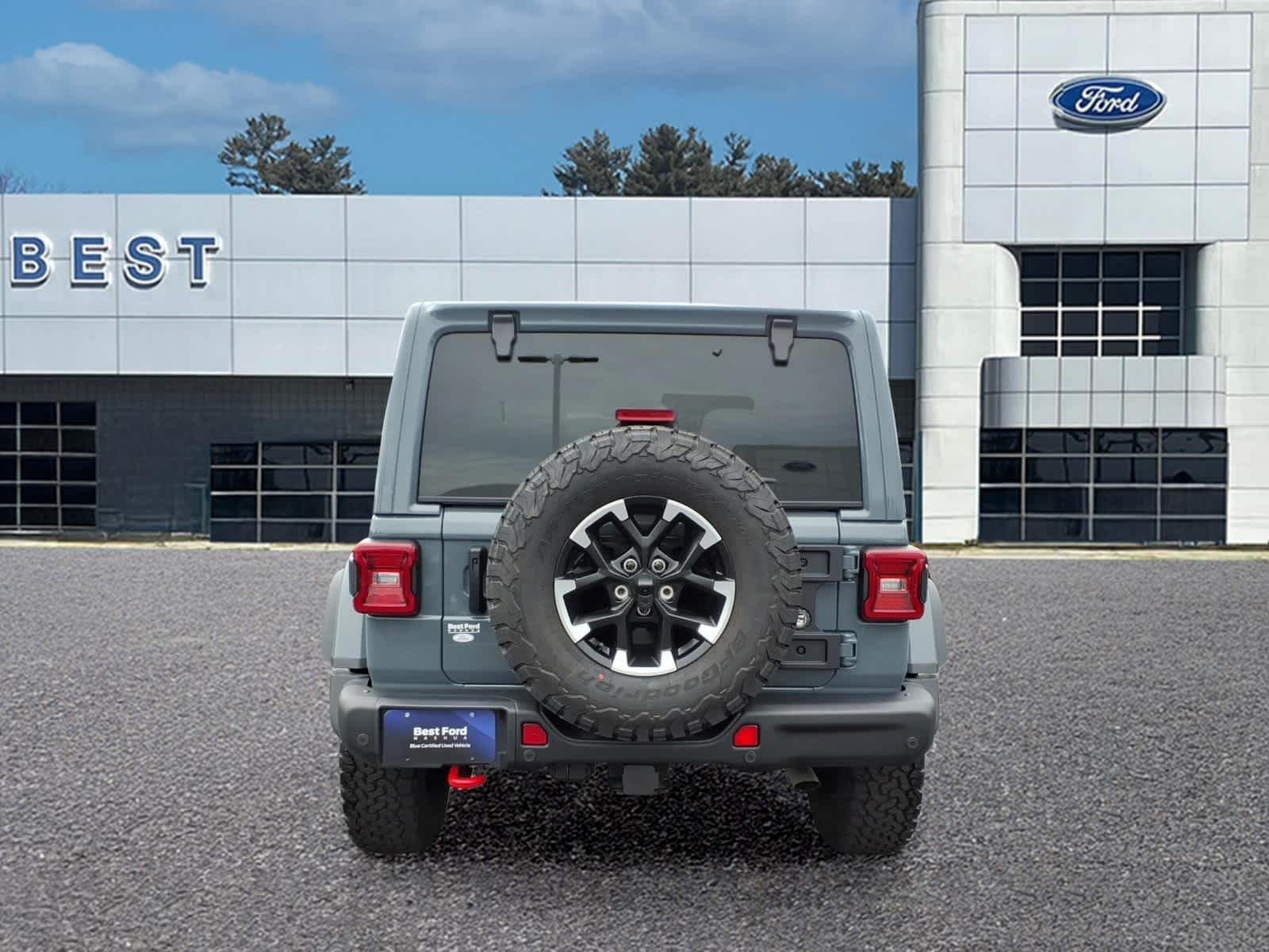 Used 2025 Anvil Clearcoat Jeep Rubicon X image 5