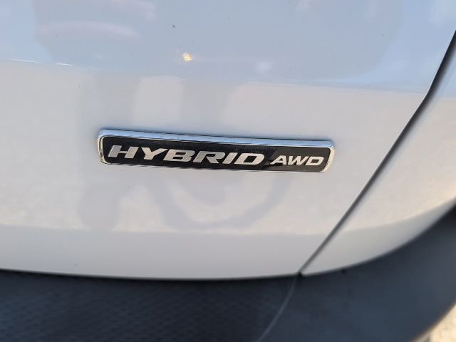 Used 2021 White Ford SE image 20
