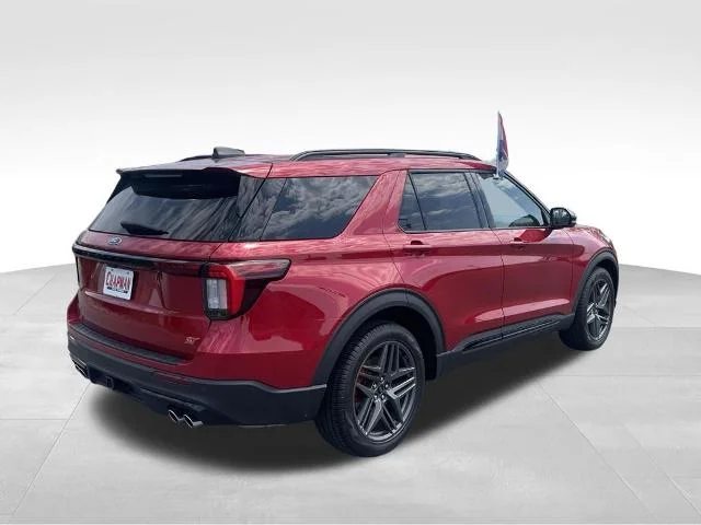 New 2026 Rapid Red Metallic Tinted Clearcoat Ford ST image 10