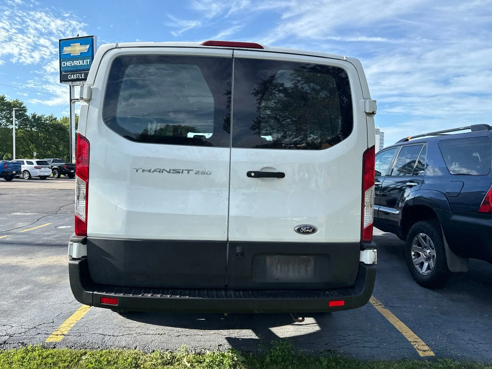 Used 2020 White Ford T250 image 10
