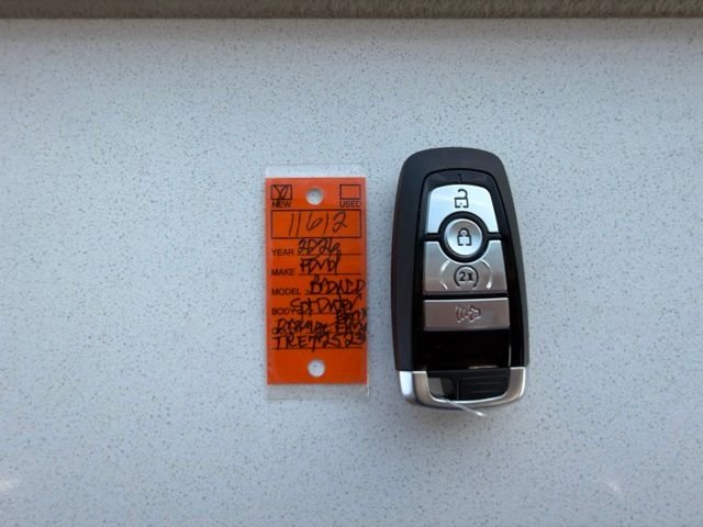 New 2026 Orange Fury Metallic Tri-Coat Ford Outer Banks® image 64