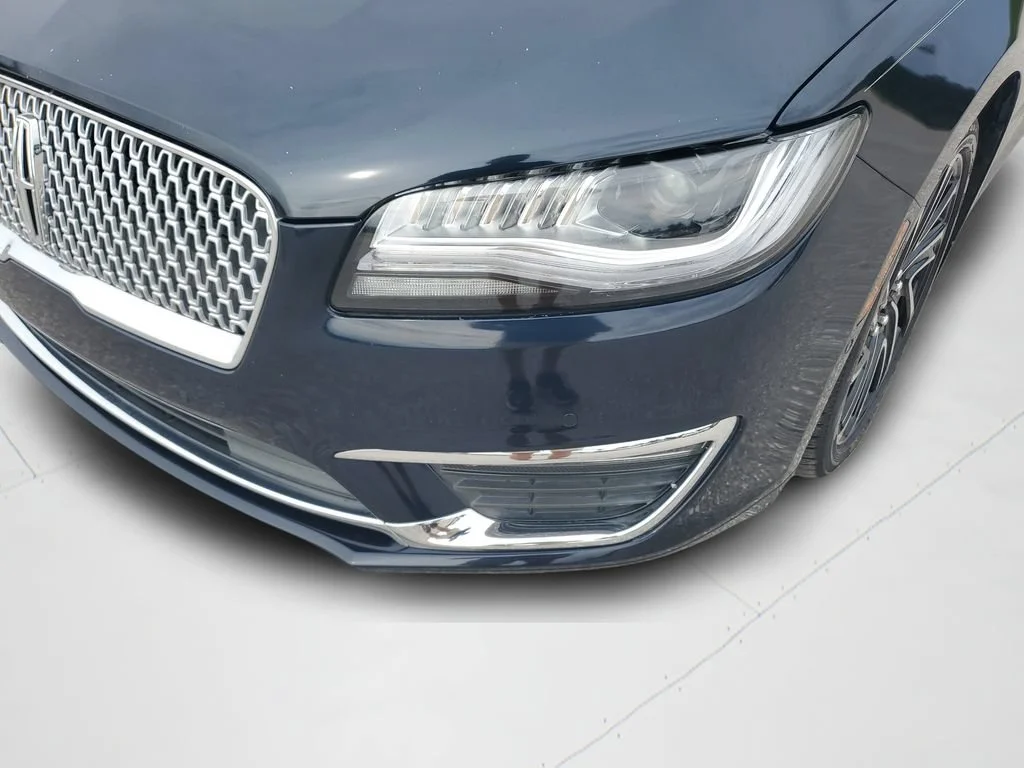 Used 2020 Blue Lincoln Reserve image 27