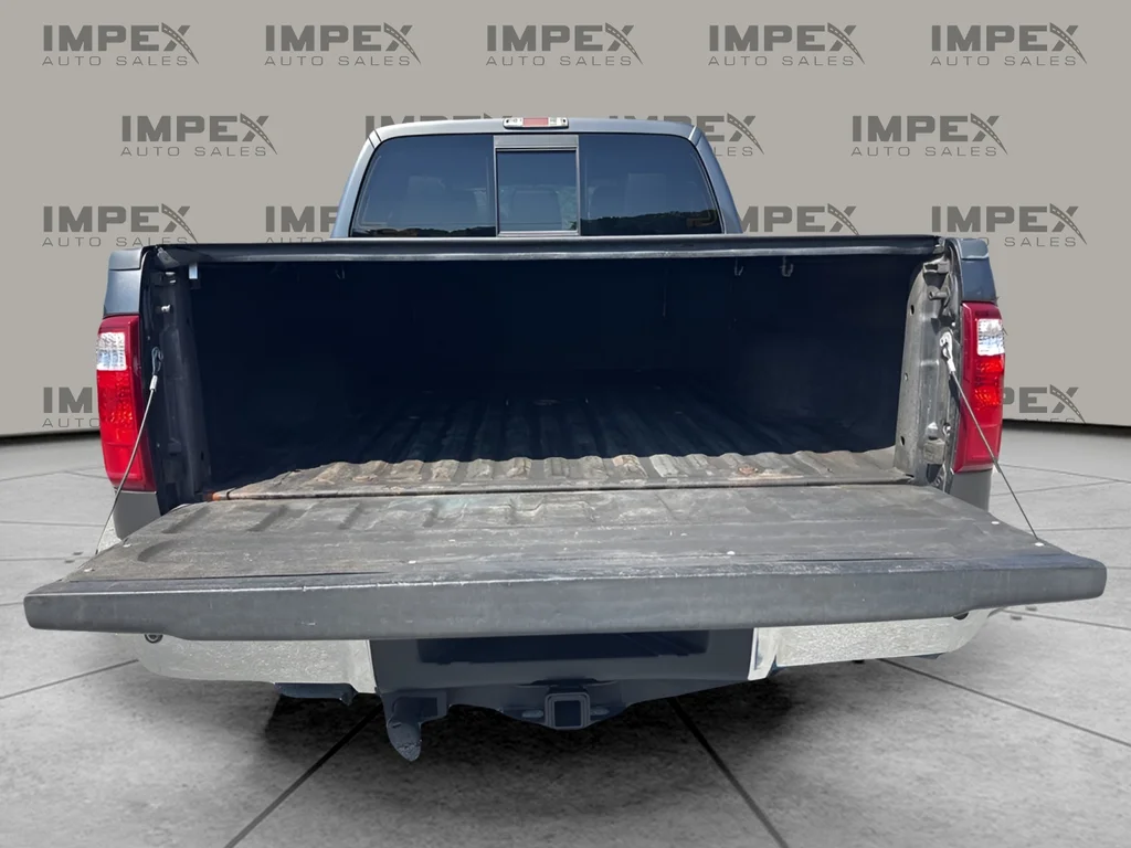 Used 2016 Gray Ford Lariat image 28