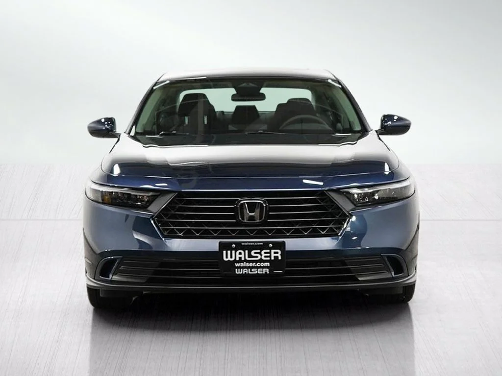 Used 2024 Blue Honda 4D SEDAN 1.5T EX image 9