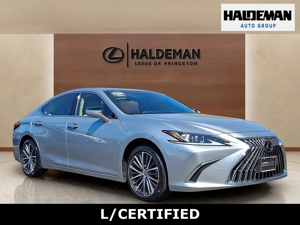 2023 Lexus ES 350 350's photo