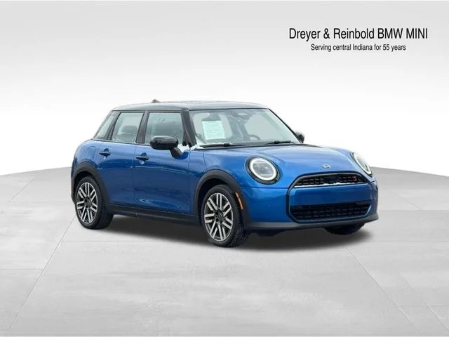 2025 MINI Hardtop Cooper S Signature's photo