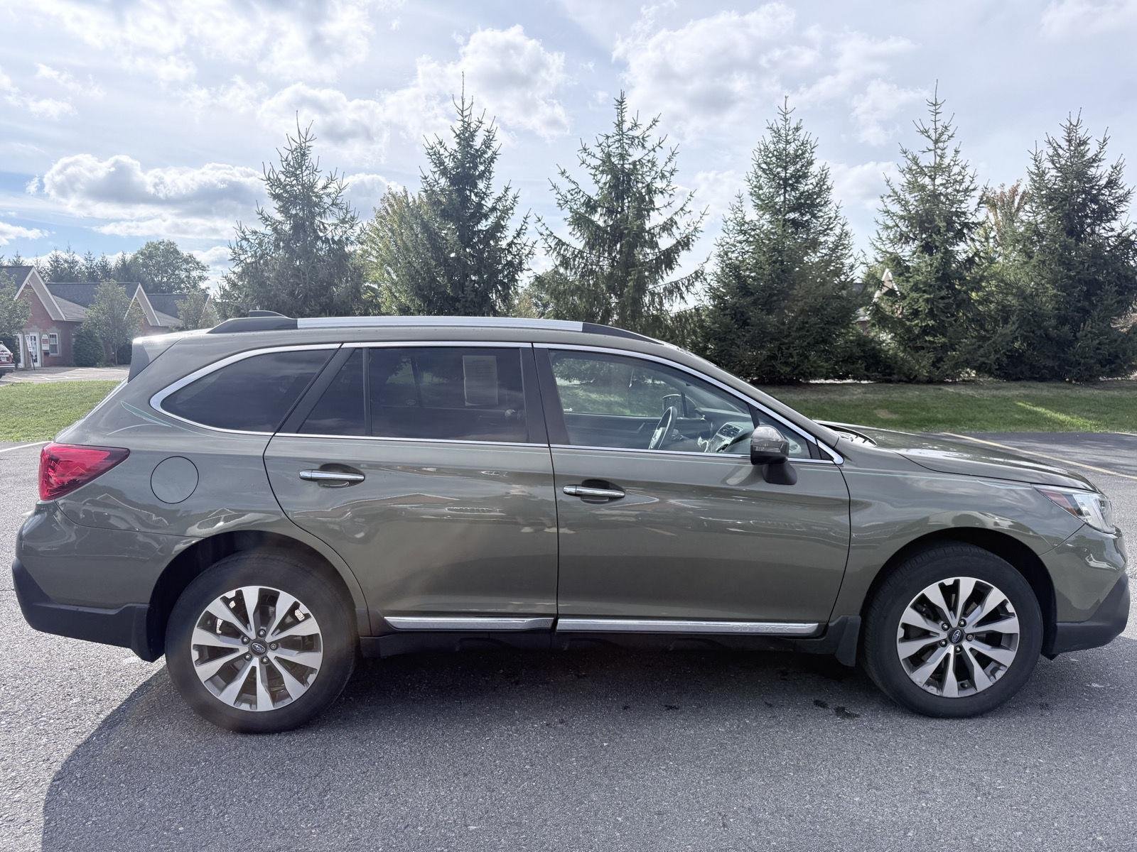 Used 2018 Wilderness Green Metallic Subaru Touring image 8