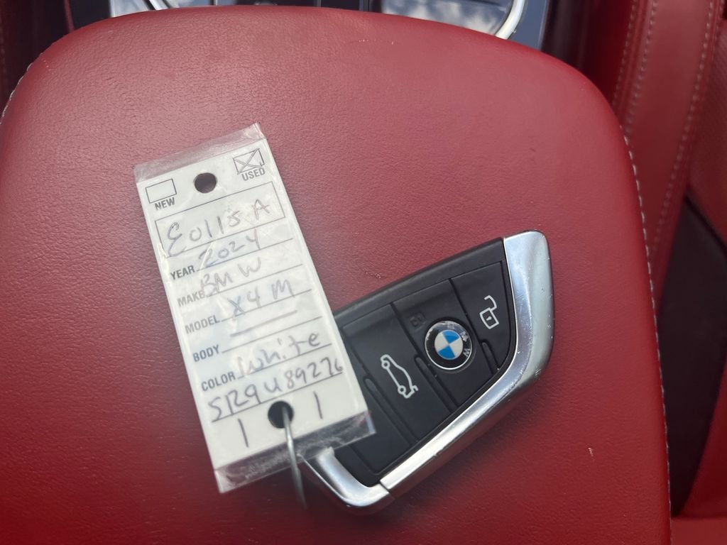 Used 2024 Alpine White BMW Base image 24