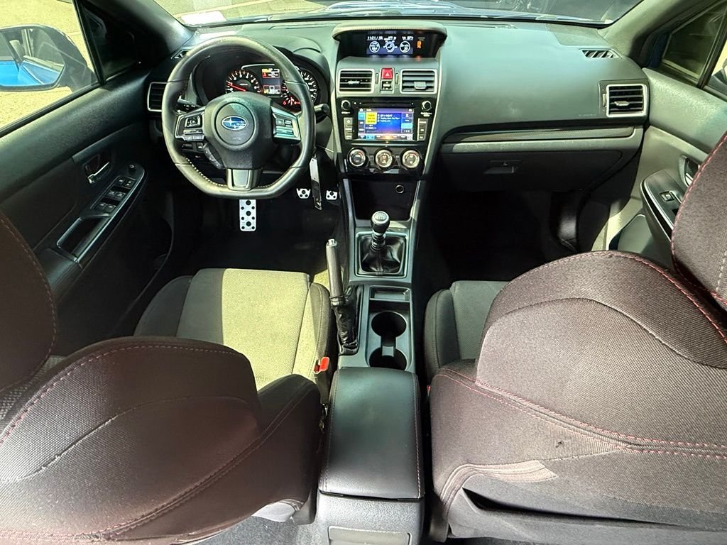 Used 2019 Blue Subaru Base image 25