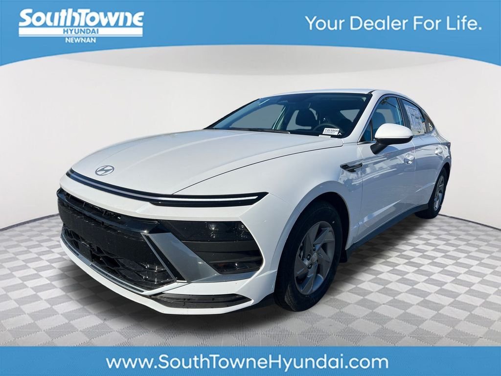 2025 Hyundai Sonata SE's photo
