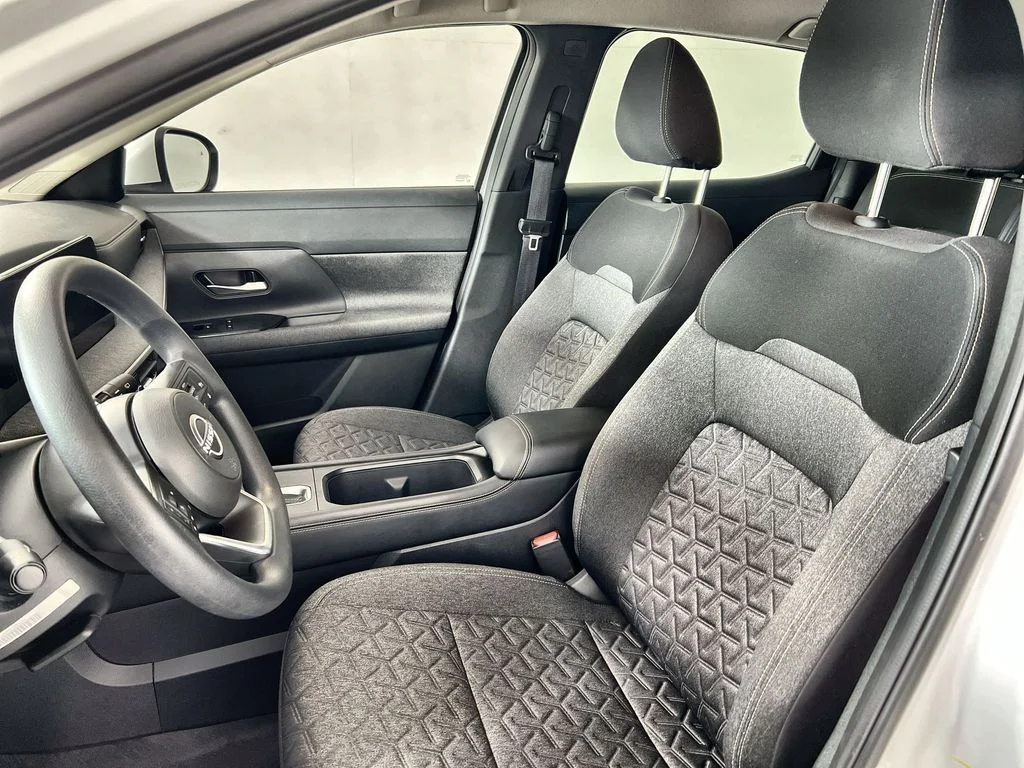 Certified Used 2025 White Nissan SV image 13