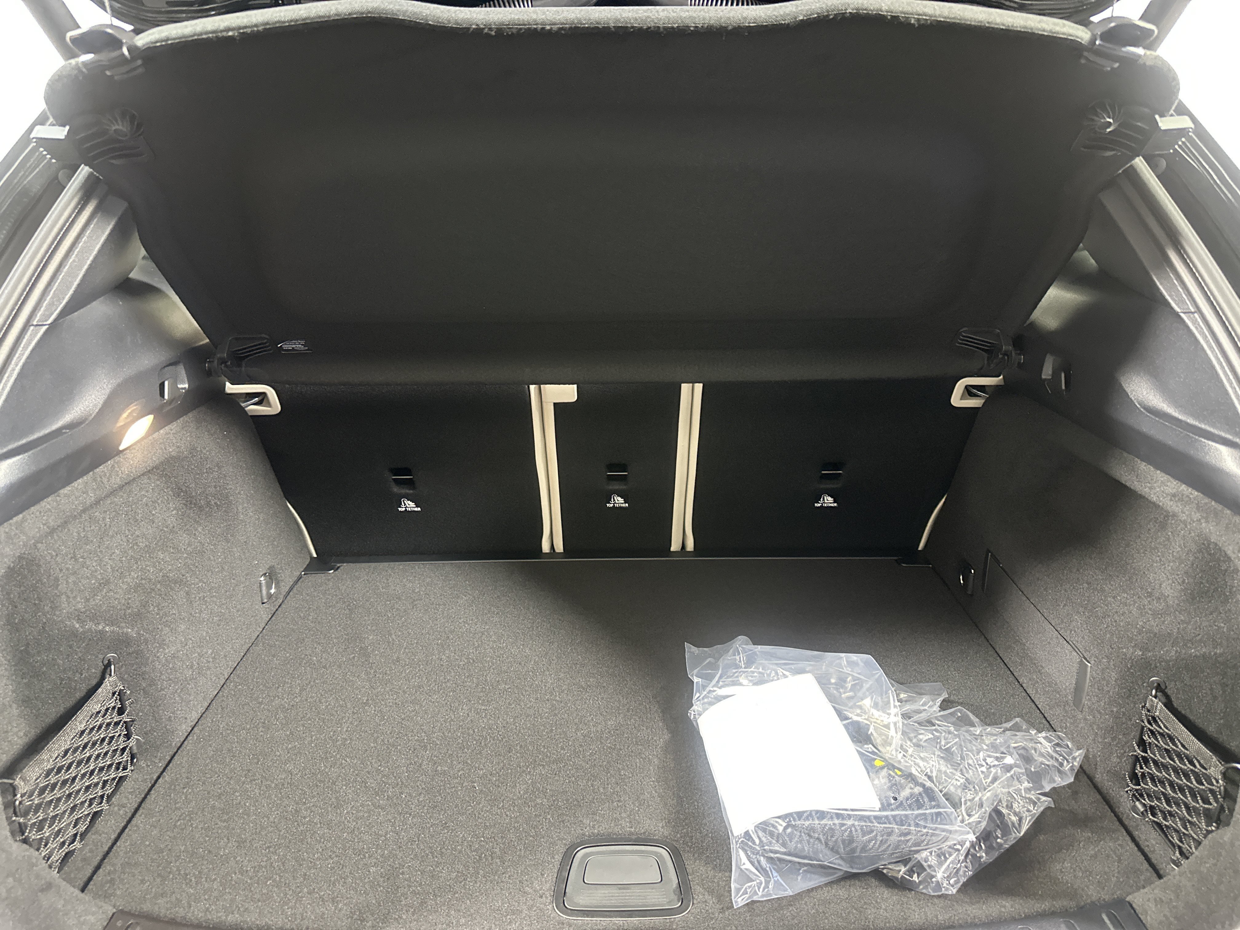 New 2026 COSMOS BLACK METALLIC Mercedes-Benz GLA 250 image 24