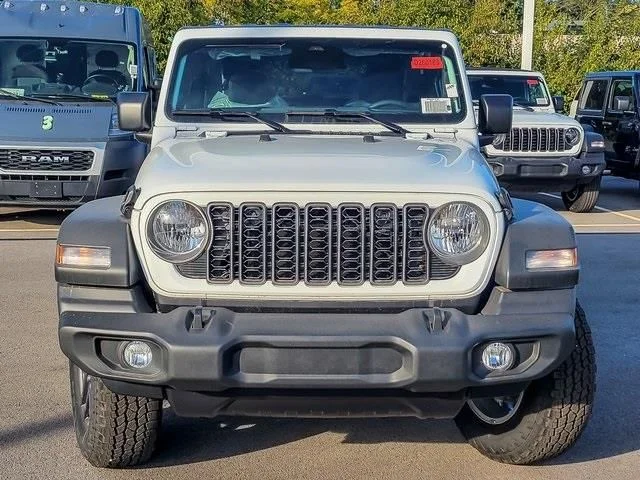New 2026 Bright White Clear-Coat Exterior Paint Jeep Sport S image 3