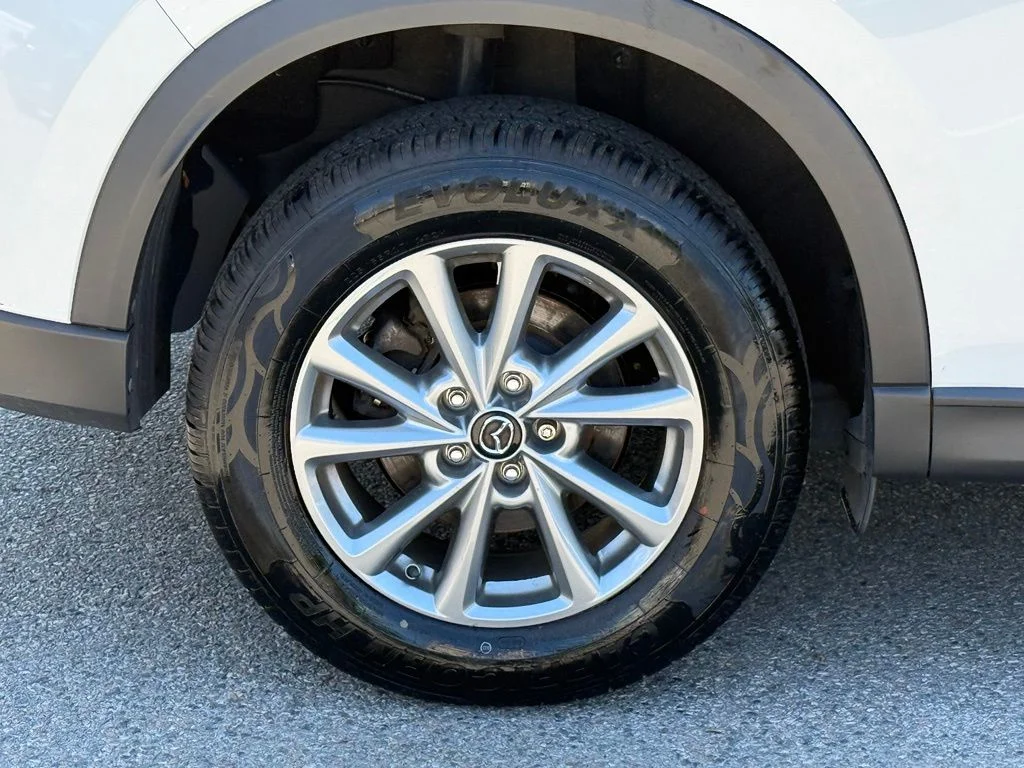 Used 2023 Rhodium White Metallic Mazda 2.5 S Preferred Package image 13