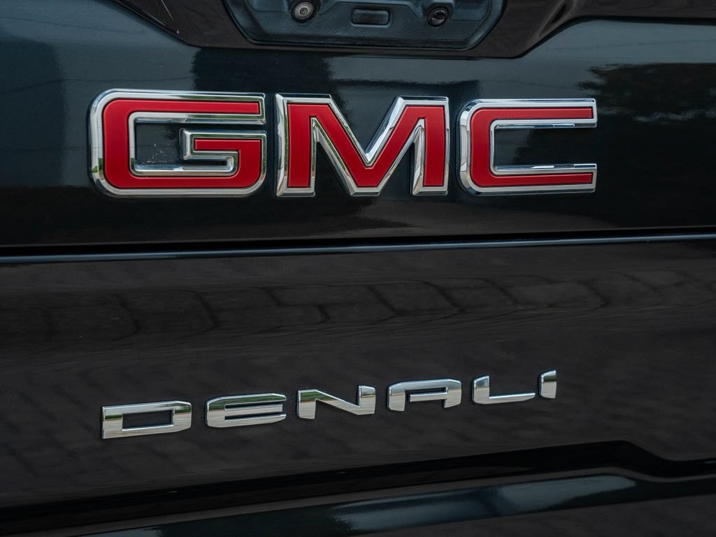 Used 2021 Carbon Black Metallic GMC Denali image 16