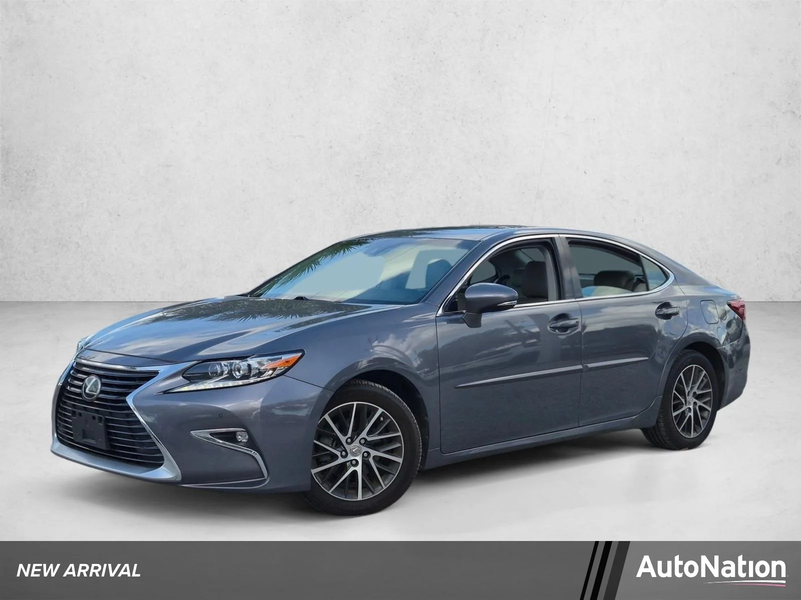 Used 2016 Nebula Gray Pearl Lexus  image 1