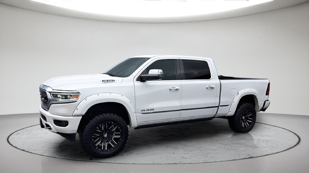 Used 2020 Off-white Ram Limited image 12