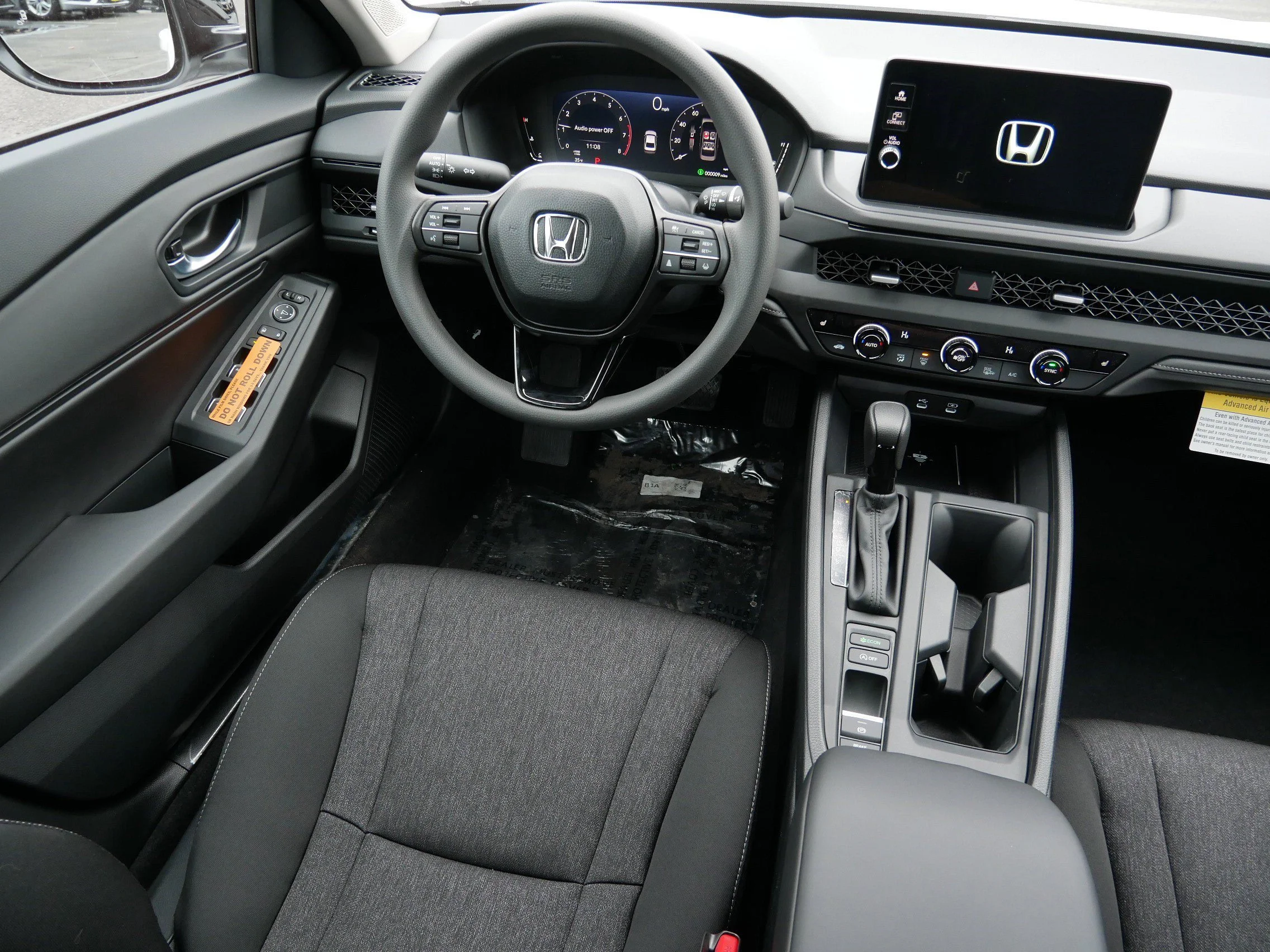 New 2026 Platinum White Pearl Honda SE image 10
