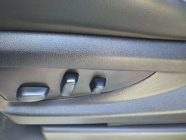 Used 2019 Gray Chevrolet LT image 13