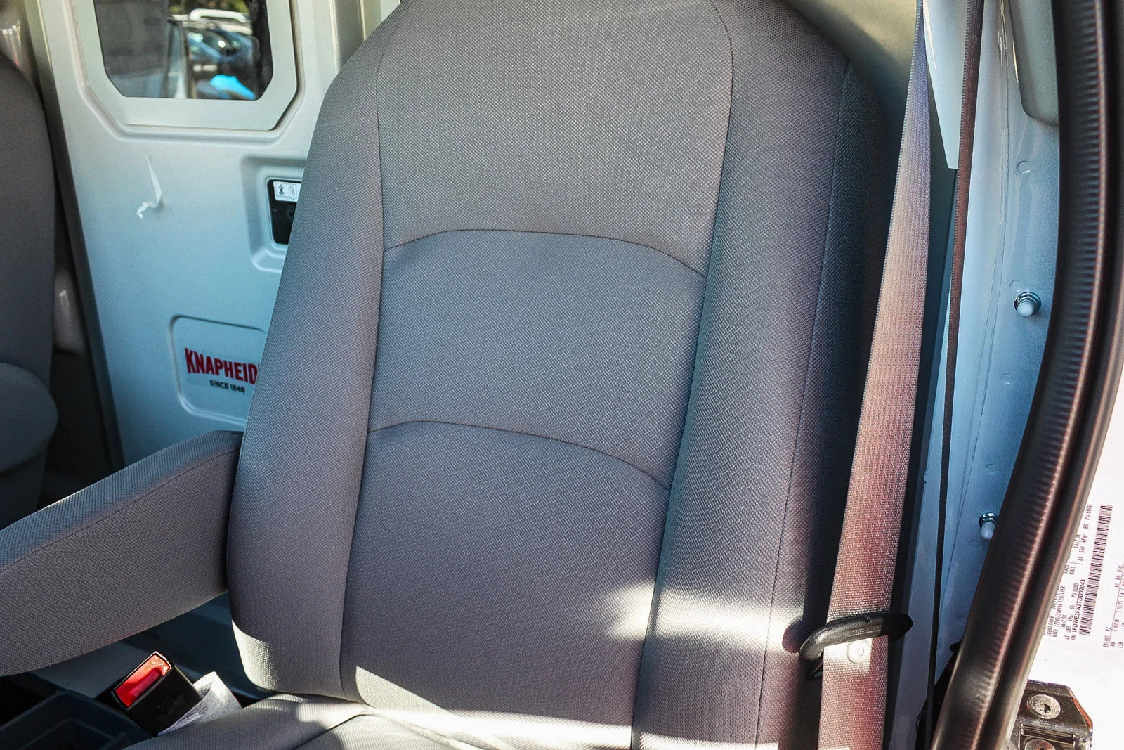 New 2026 Oxford White Ford E-350 SRW image 27