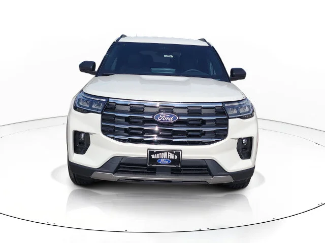 New 2027 White Metallic Ford Active image 2
