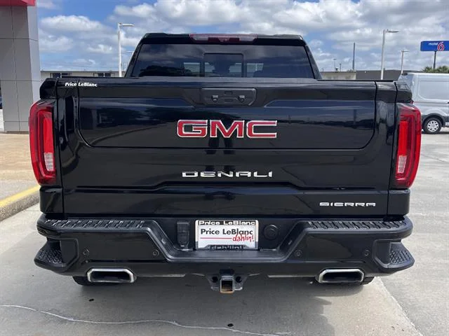 Used 2023 Onyx Black GMC Denali image 4